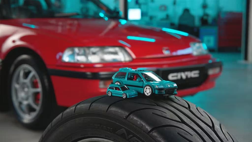 Hondy smerujú priamo do garáže Mattel Brick Shop
