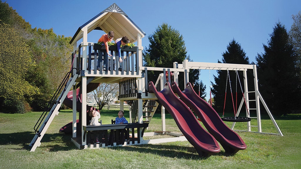 Skáč do jari s novými záhradnými a vonkajšími hernými setmi od King Swings!