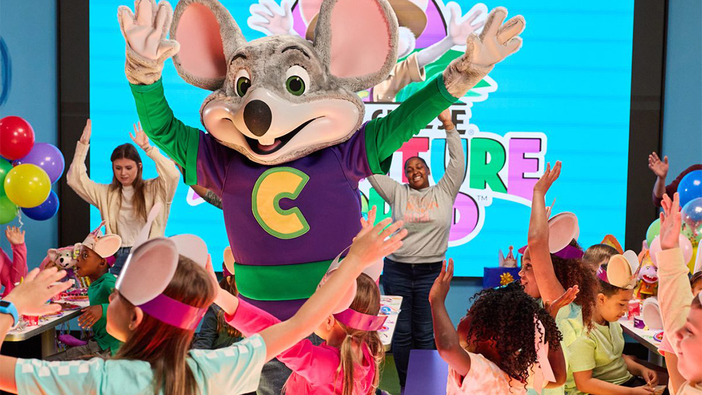 Super dobrodružstvá čakajú vo svete Chuck E. Cheese