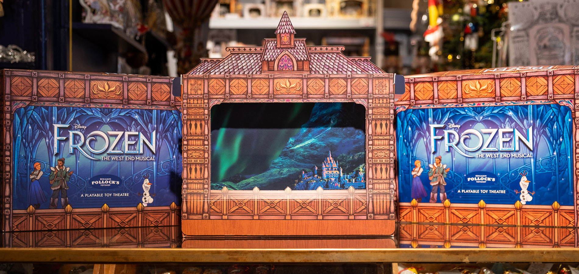Pollock's Toyshop predstavuje divadlo s hračkami z Frozen