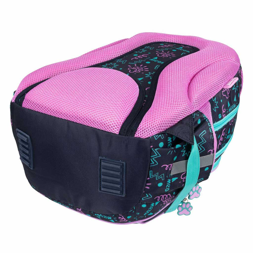 MLF Kitty Party mačací vzor 4 priehradkový školský batoh, ruksak BPL58 40x29x19 cm kép 3