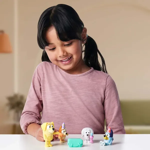 Bluey: Pridaj do balíka sadu 4 figúrok. obrázok 3