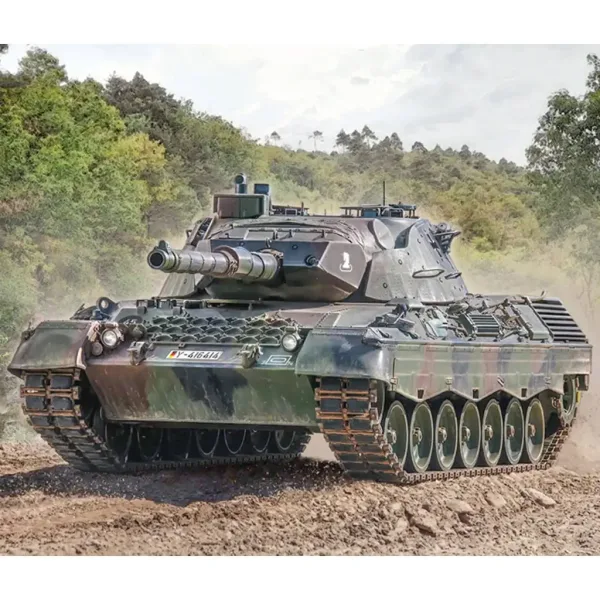 Italeri 1/35 Leopard 1A5 tankový model obrázok 9
