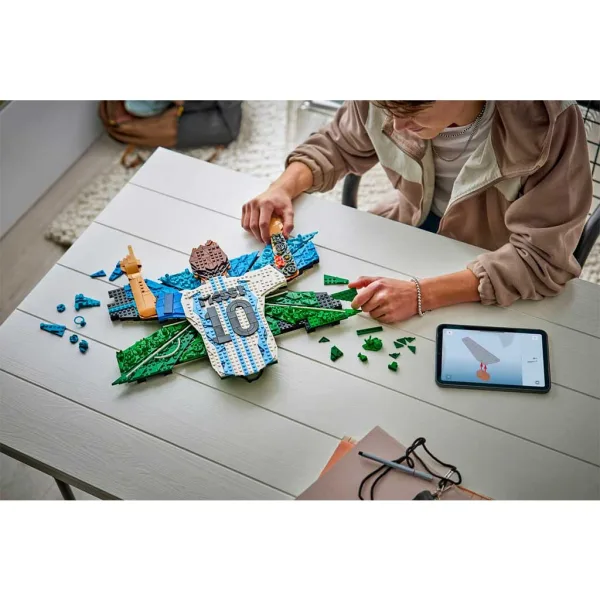 LEGO® Edície: Lionel Messi – Oslava gólu (43018) obrázok 3