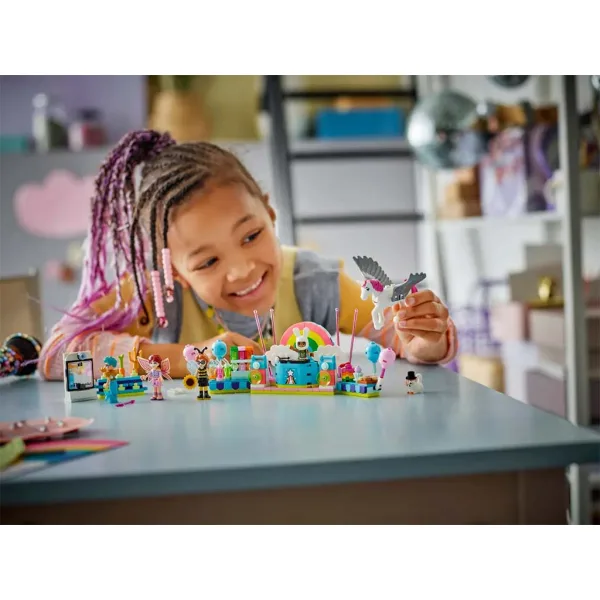 LEGO® Friends: Maškarný bál s jednorožcom a vílou (42661) obrázok 7