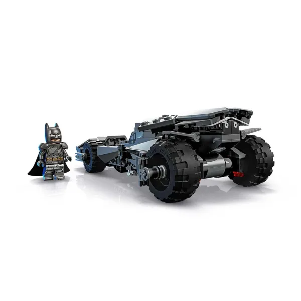 LEGO® Marvel: Batman proti Supermanovi™: Batmobil™ (76331) obrázok 2
