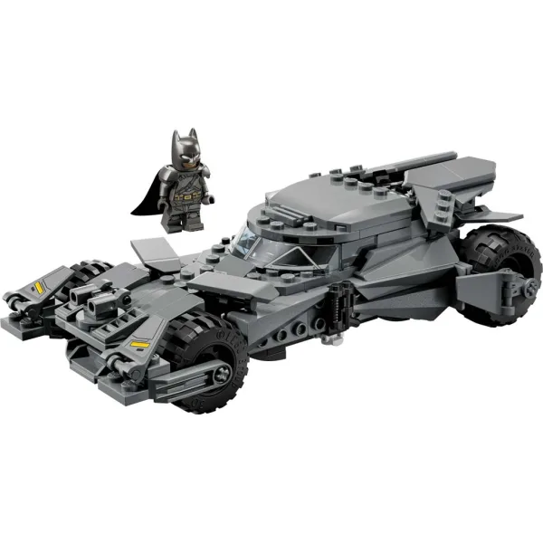 LEGO® Marvel: Batman proti Supermanovi™: Batmobil™ (76331) obrázok 4