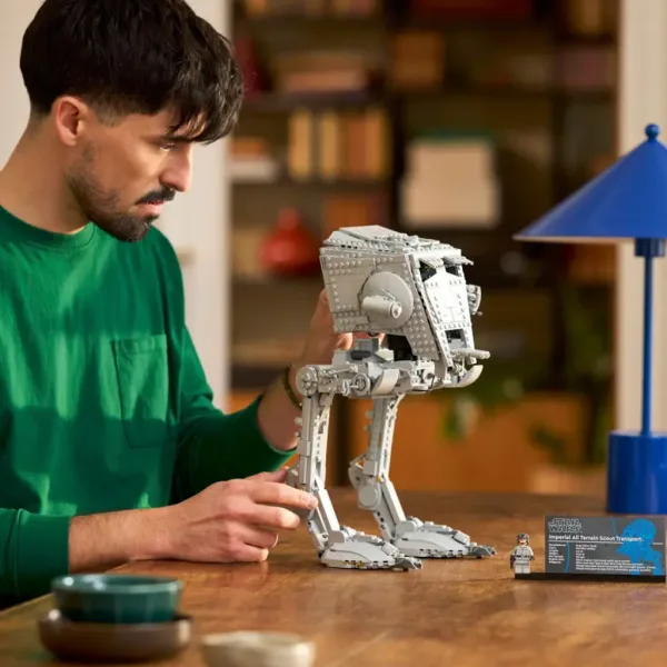 LEGO® Star Wars™: AT-ST™ kráčajúci stroj (75417) obrázok 6