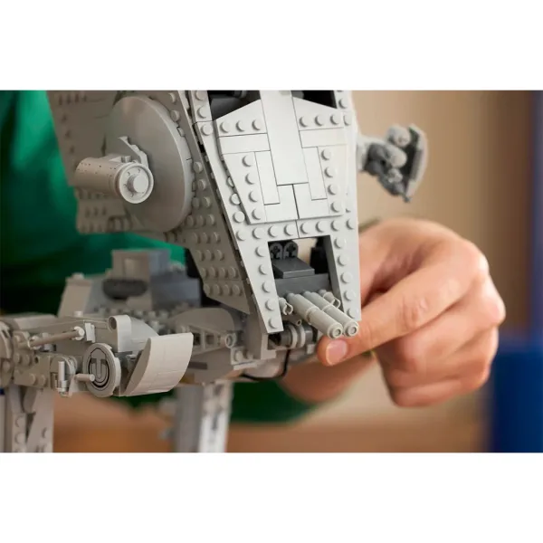 LEGO® Star Wars™: AT-ST™ kráčajúci stroj (75417) obrázok 7