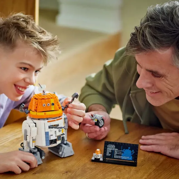 LEGO® Star Wars™: Chopper (C1-10P)™ astromechanický droid (75416) obrázok 4
