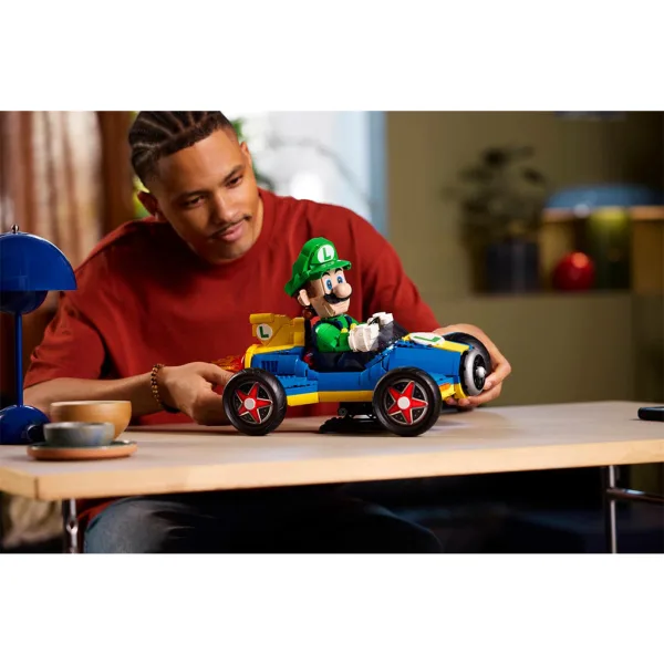 LEGO® Super Mario™: Mario Kart™ – Luigi a Mach 8 (720509 obrázok 4