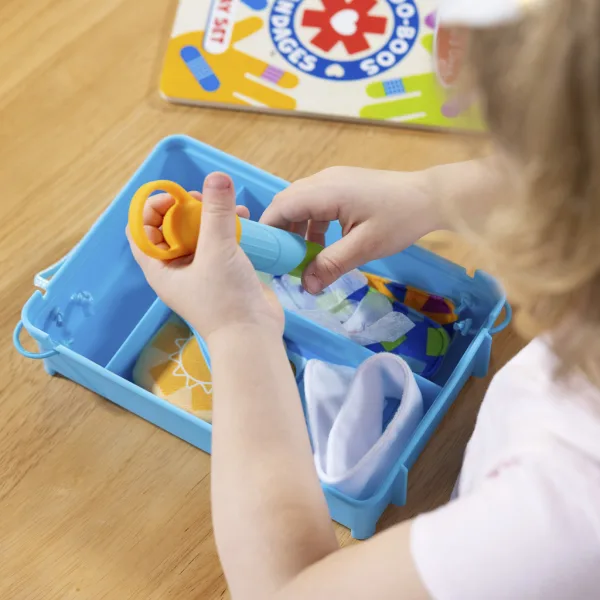 Melissa & Doug: Boo-boos & Bandáže - sada prvej pomoci - Spin Master obrázok 4