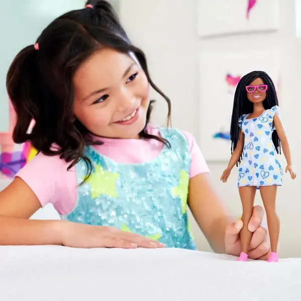 Barbie: Fashionista štýlová Barbie bábika s Downovým syndrómom - Mattel obrázok 3