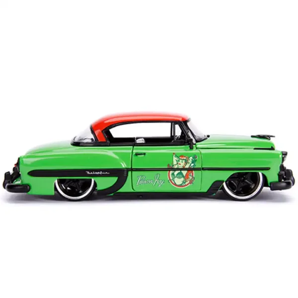 DC Comics: Bombshells figúrka a kovové autíčko 1953 Chevy Bel Air 1/24 - Simba Toys obrázok 3