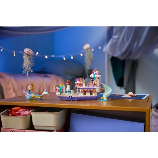 LEGO® Disney™ Ariel svadobná loď (43299) obrázok 11
