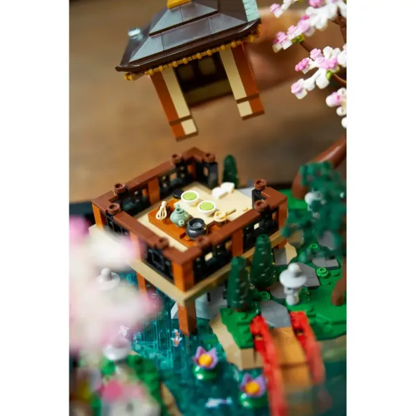 LEGO® Icons: Japonská záhrada (10315) obrázok 5