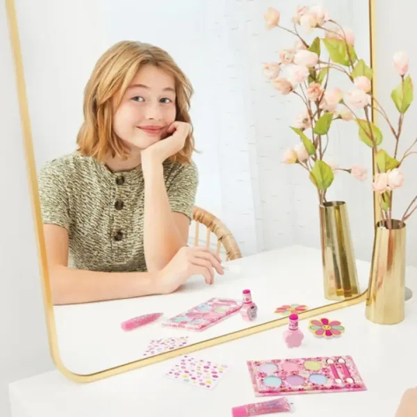 Make it Real: Blooming Beauty kvetinový make-up set obrázok 4