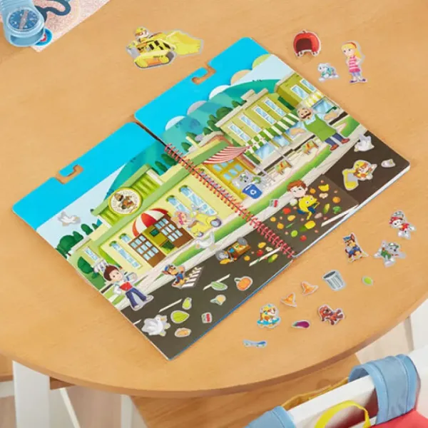 Melissa & Doug: Tlapková Patrola Dobrodružný záliv Opakovane použiteľný zošit s nálepkami obrázok 3