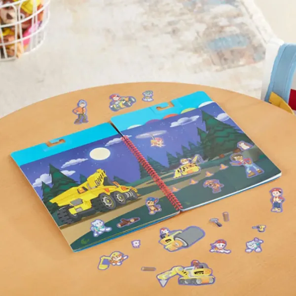 Melissa & Doug: Tlapková Patrola Ultimate Rescue opakovane použiteľný zošit s nálepkami obrázok 3