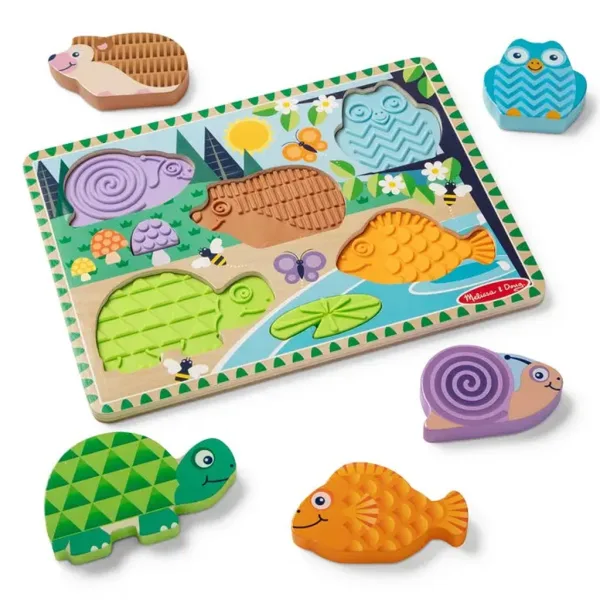 Touch & Feel Lesné zvieratá drevená hmatová skladačka - Melissa & Doug obrázok 2