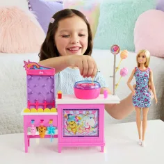 Barbie Mysteries: Plážová detektívka - Herný set so stánkom na cukrovú vatu a bábikou - Mattel obrázok 2