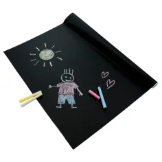 PlayBox: Čierna kriedová tabuľa na rolke s farebnými kriedami 200x45cm obrázok 2
