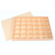 PlayBox: Drevená škatuľa s priehradkami s 30 priehradkami