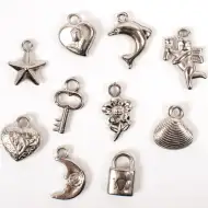 PlayBox: Plastové strieborné navliekacie prívesky, balenie 200 ks