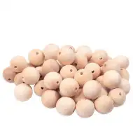 PlayBox: Prírodné drevené korálky s veľkosťou 25 mm, balenie 50 kusov.