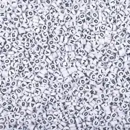 PlayBox: Sada plastových korálok na navliekanie, 250 kusov