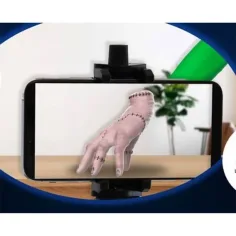 Wednesday: Vec, ruka, s realistickými efektmi obrázok 2
