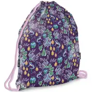 Catalina Estrada vreco na telocvik, športový vak s opičím vzorom