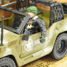 Combat Force 9: Vojenské terénne vozidlo s vojakom a zbraňami 22cm obrázok 4