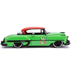 DC Comics: Bombshells figúrka a kovové autíčko 1953 Chevy Bel Air 1/24 - Simba Toys obrázok 3