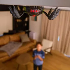 HexBots: Lezúvajúci diaľkovo ovládaný pavúk - Spin Master obrázok 4