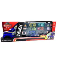 Kamión na prepravu áut s autíčkami a dopravnými značkami