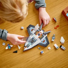 LEGO® City: Medzihviezdný vesmírny čln (60430) obrázok 3