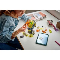 LEGO® Editions: McLaren Mastercard F1® Team Lando Norris prilba (43023) obrázok 4