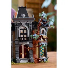 LEGO® Icons: Starostovský rezidencia (11383) obrázok 6