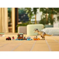 LEGO® Jurassic World: Útek pri rieke pred T-Rexom (76975) obrázok 5
