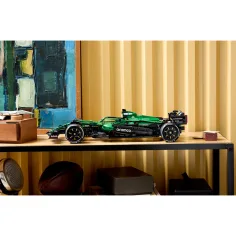 LEGO® Technic: Aston Martin Aramco AMR25 F1® auto (42240) obrázok 15