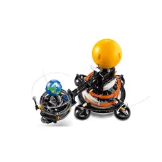 LEGO® Technic: Zem a Mesiac na obežnej dráhe (42179) obrázok 8