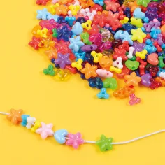 PlayBox: Navliekateľné farebné plastové korálky 8-13 mm 2100ks obrázok 2