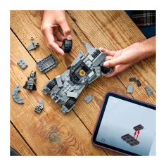 LEGO® Marvel: Batman proti Supermanovi™: Batmobil™ (76331) obrázok 5