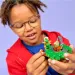 LEGO® Ninjago: Lloyd proti zemnému monštru s točňou (71850)