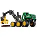 LEGO® Technic: John Deere 1470H kolesový zberač úrody (42218)