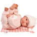 Llorens: Olivia, plačúca 38 cm bábika s kockovanou dekou