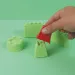 PlayBox: Zelená piesková hmota v vedre 1kg